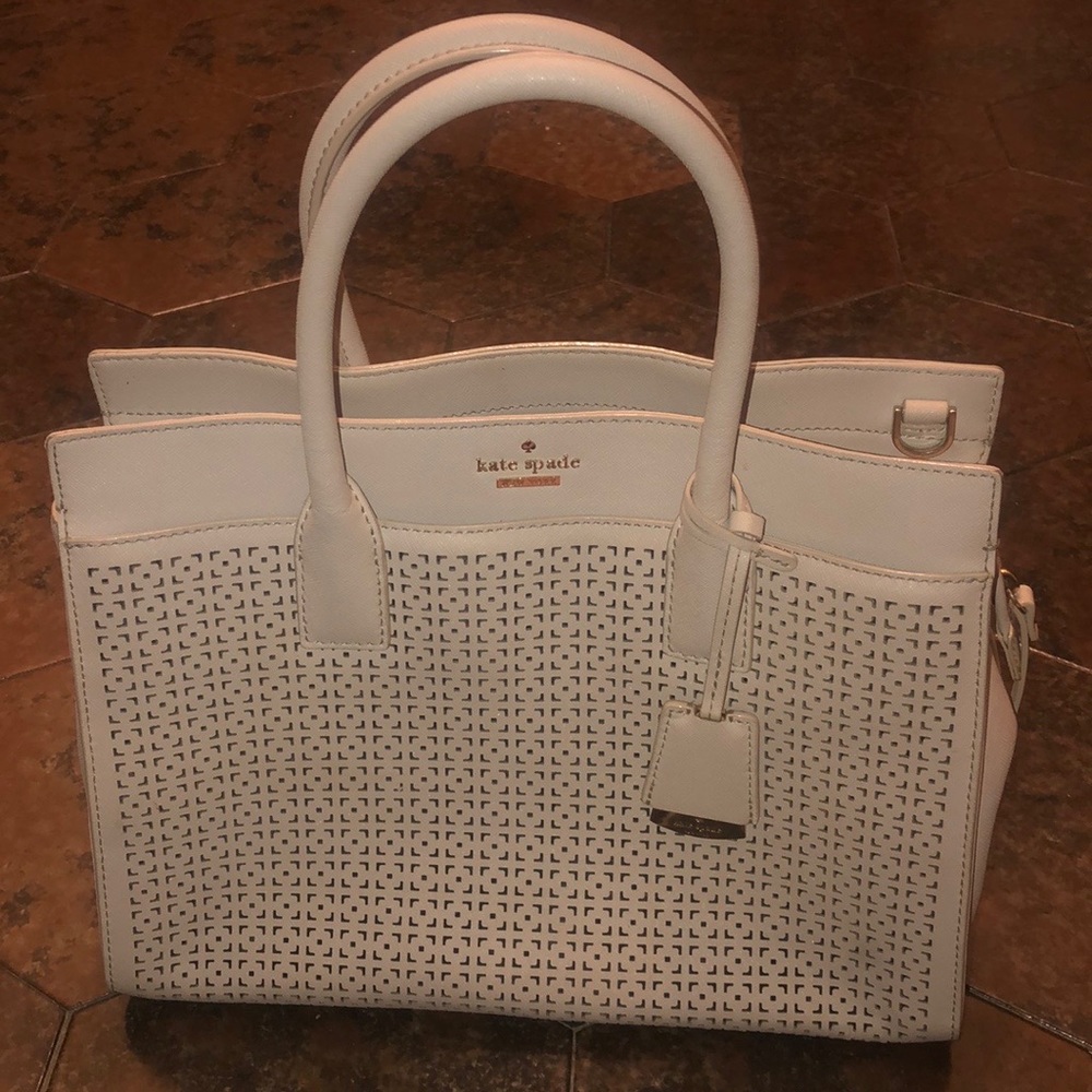 Kate Spade ♠️👜 handbag w/ crossbody option.